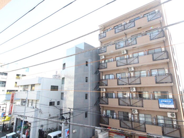 物件内観写真21　(室内からの展望)