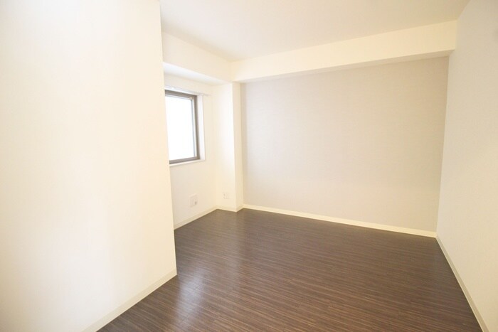 物件内観写真11　(居室)