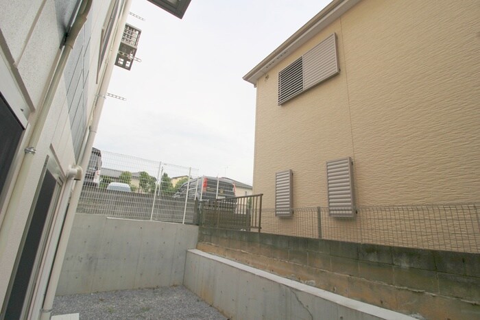 物件内観写真22　(室内からの展望)