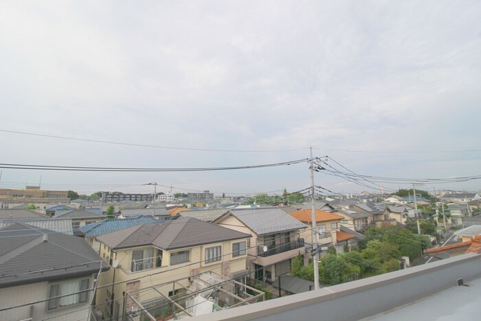 物件内観写真22　(室内からの展望)