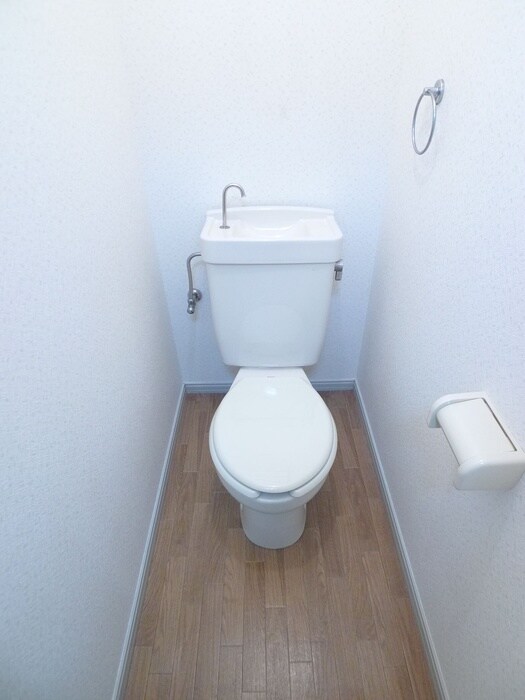 物件内観写真16　(トイレ)