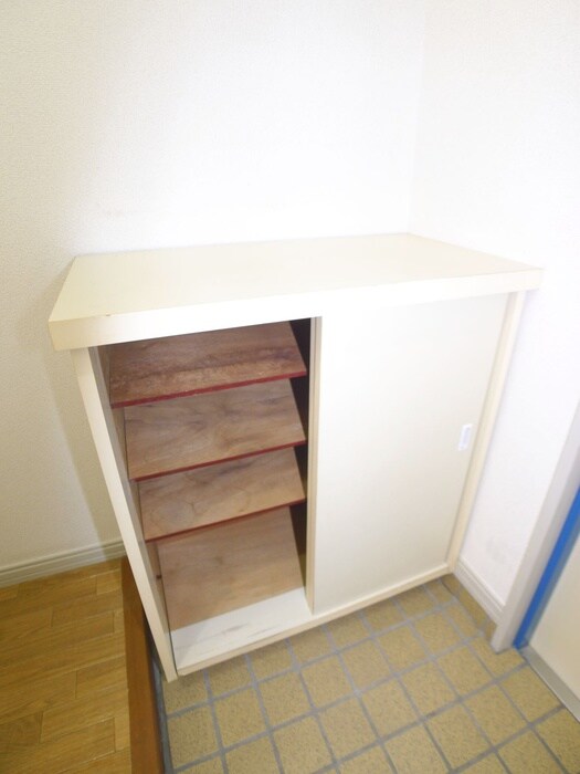 物件内観写真18　(靴箱)