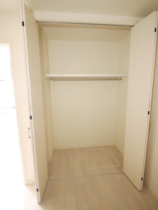 物件内観写真10　(収納)
