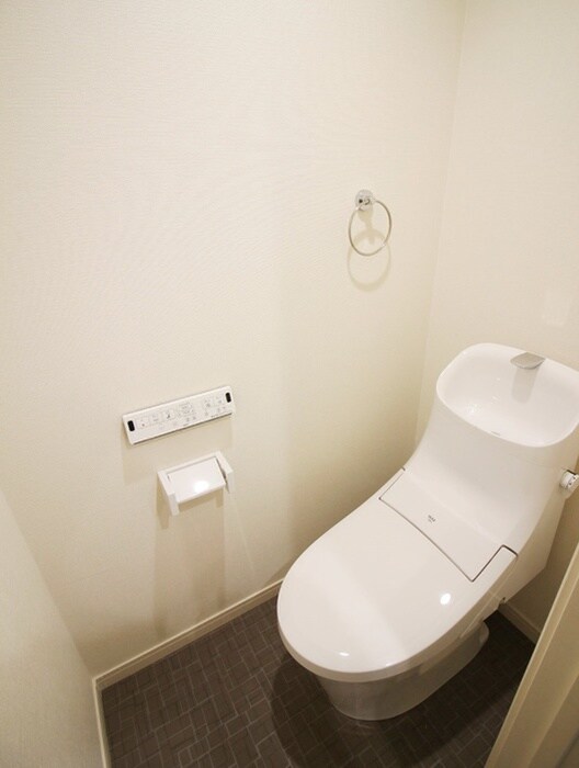 物件内観写真14　(トイレ)