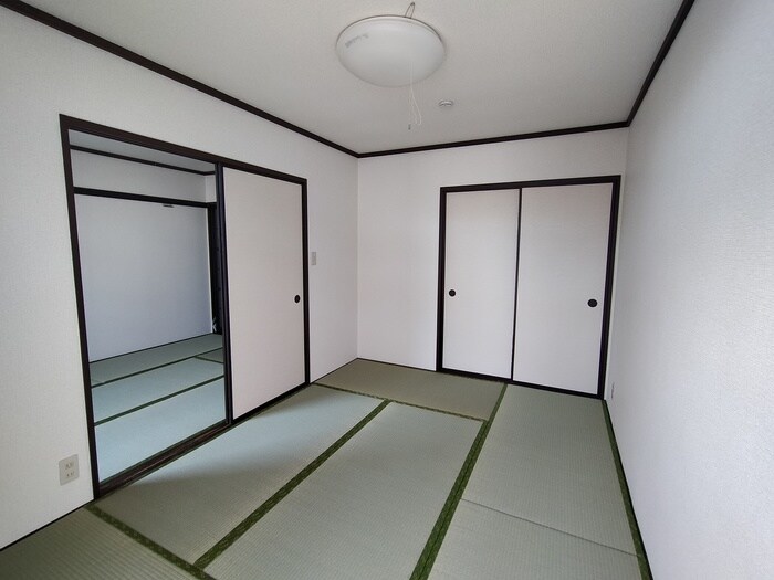 物件内観写真6　(居室)