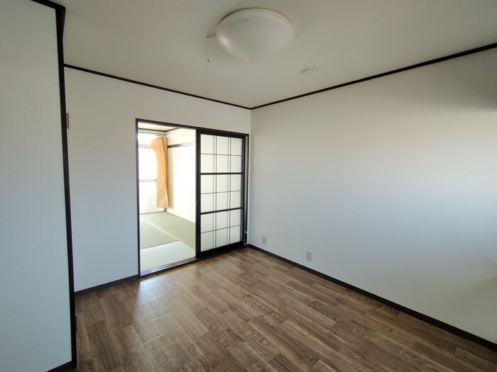 物件内観写真16　(内観写真)