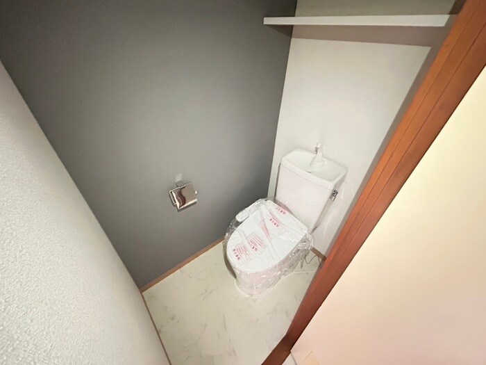 物件内観写真14　(トイレ)