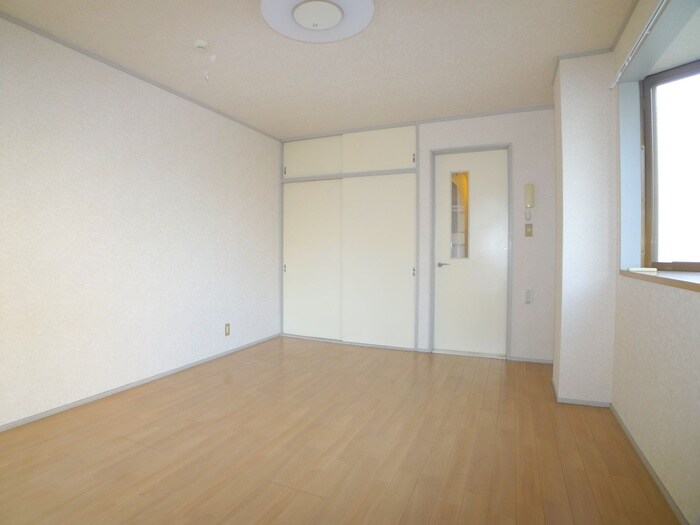 物件内観写真12　(居室)