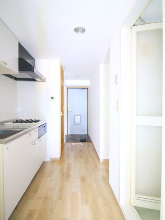 物件内観写真18　(廊下)