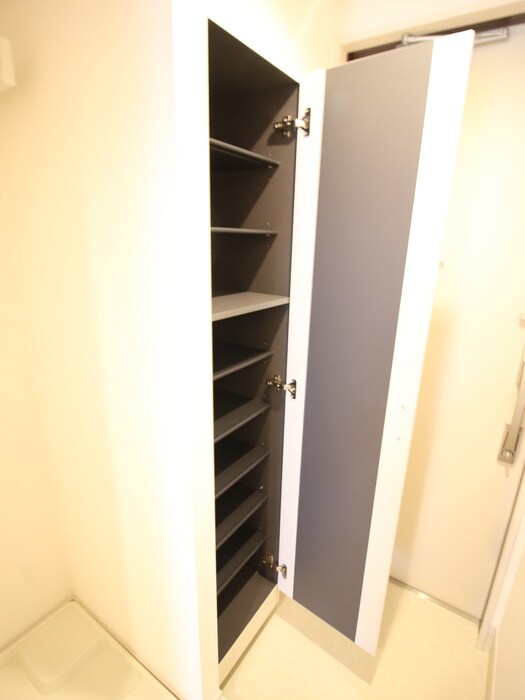 物件内観写真17　(靴箱)