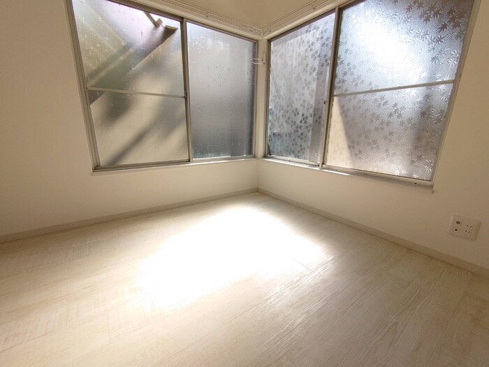 物件内観写真22　(居室)