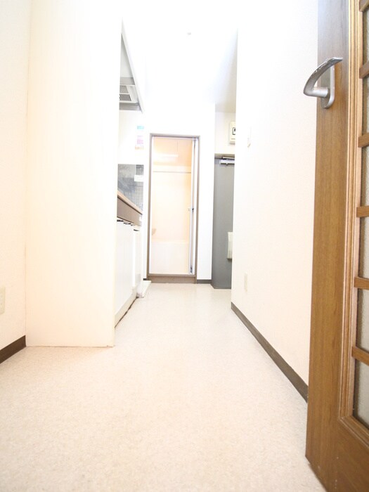 物件内観写真19　(廊下)