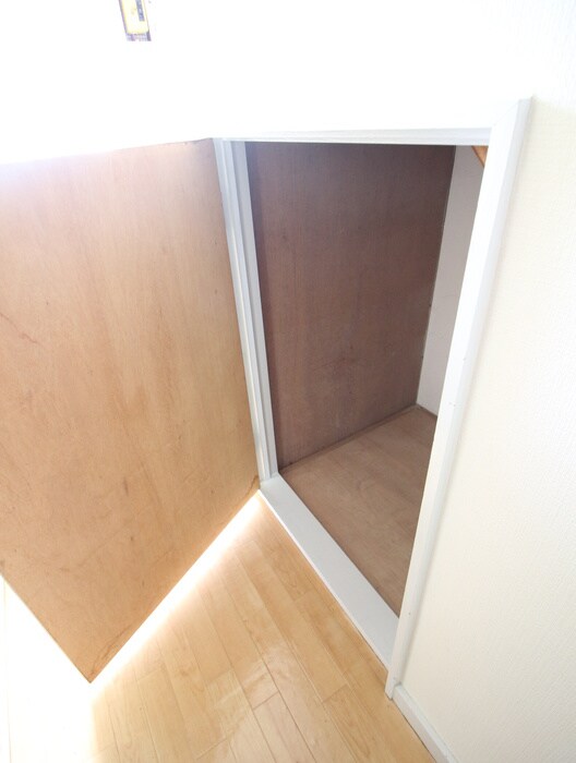 物件内観写真17　(収納)