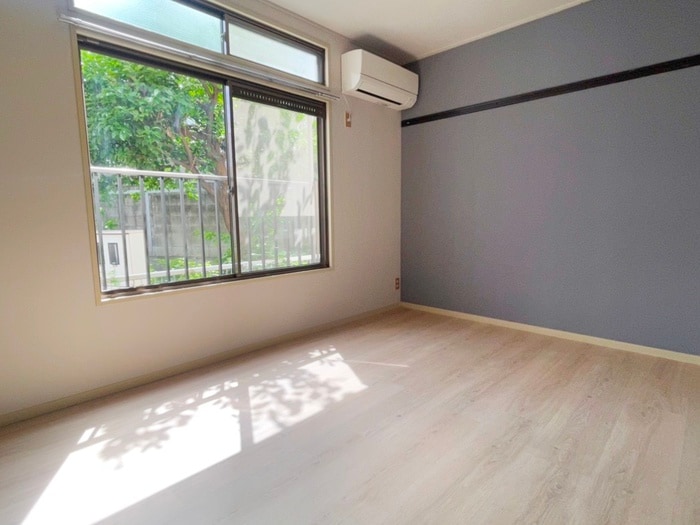 物件内観写真4　(居室)