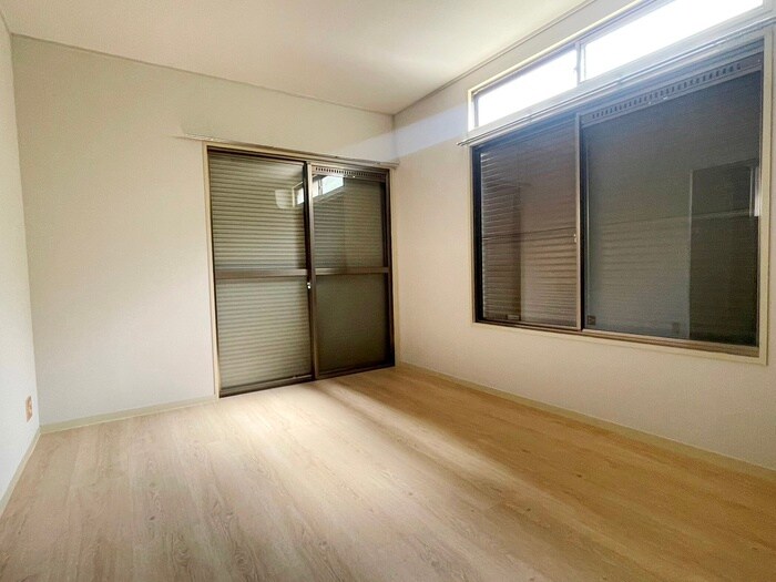 物件内観写真6　(居室)