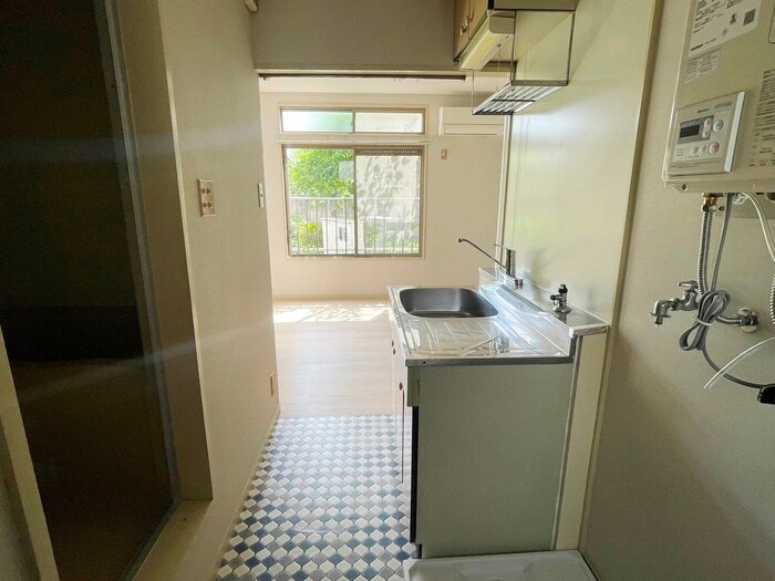 物件内観写真13　(廊下)