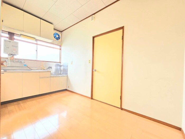 物件内観写真7　(内観写真)