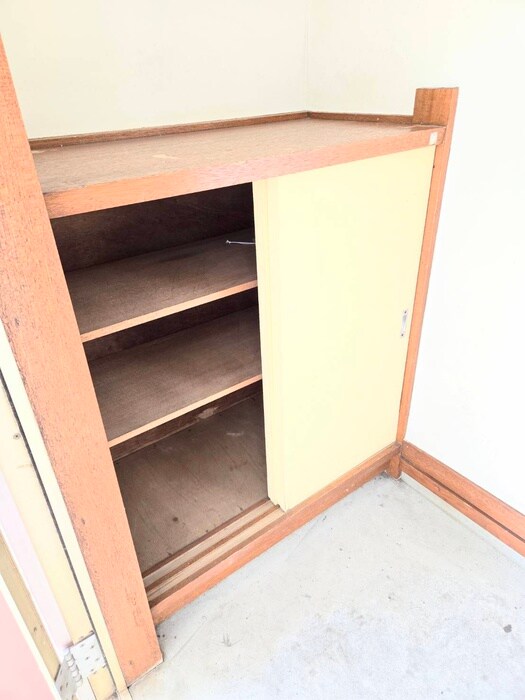 物件内観写真11　(靴箱)