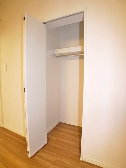 物件内観写真10　(収納)