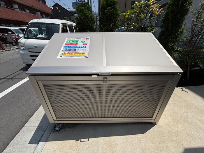 物件外観写真4　(建物設備)