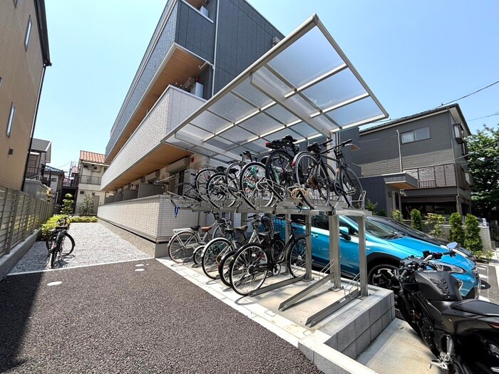 物件外観写真5　(駐輪場)