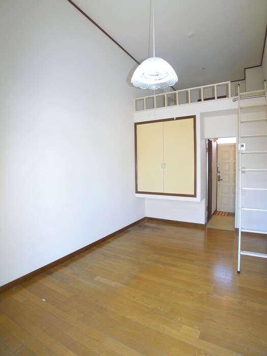 物件内観写真6　(居室)