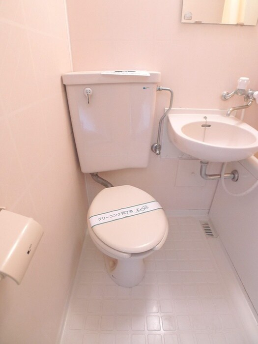 物件内観写真14　(トイレ)