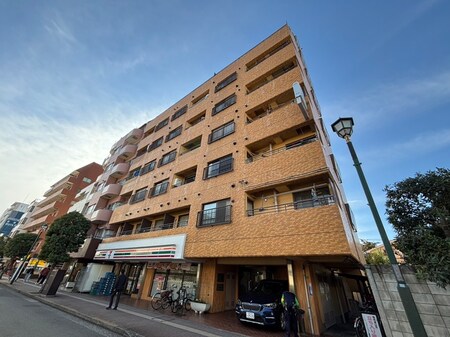 チワタマンション(401)外観写真