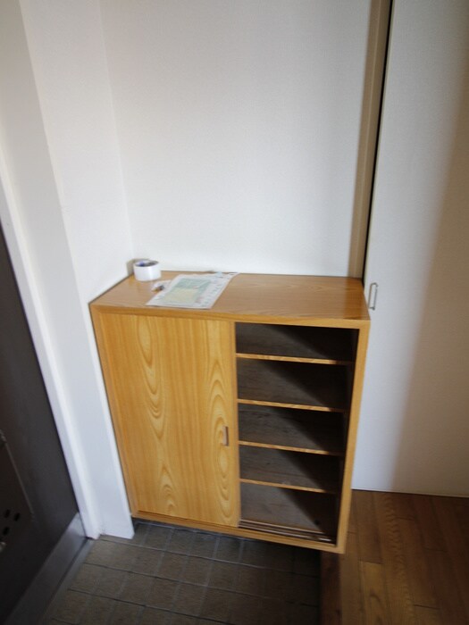 物件内観写真15　(靴箱)