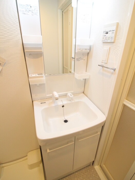 物件内観写真13　(洗面)