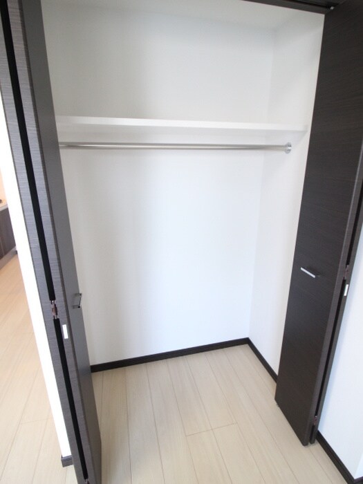 物件内観写真15　(収納)