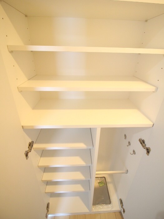 物件内観写真16　(靴箱)