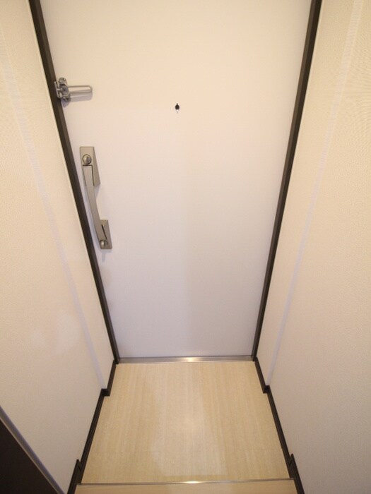 物件内観写真17　(玄関)