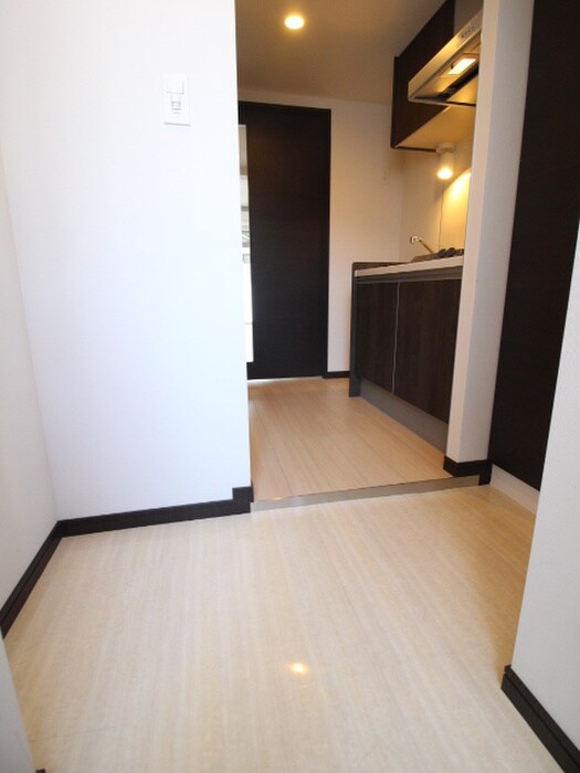 物件内観写真19　(廊下)