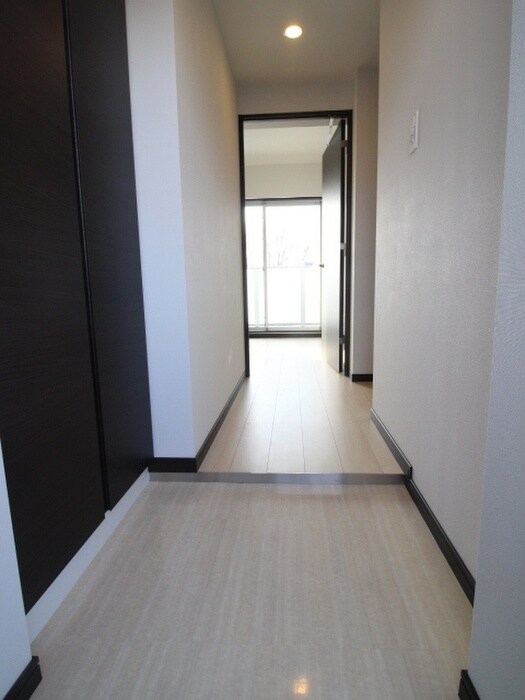 物件内観写真19　(廊下)