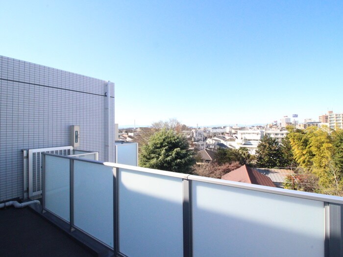 物件内観写真21　(室内からの展望)