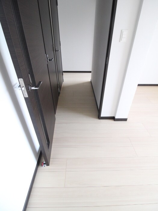 物件内観写真22　(廊下)