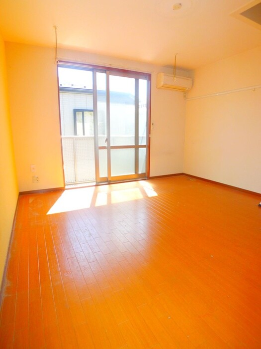 物件内観写真12　(居室)