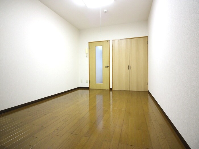 物件内観写真8　(内観写真)