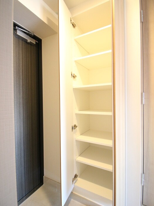 物件内観写真17　(靴箱)