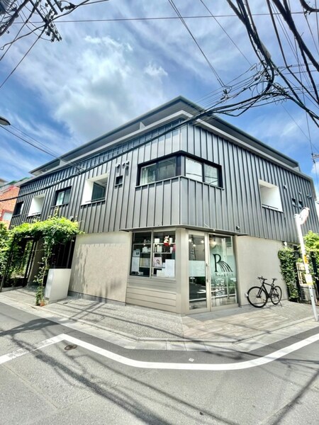 Ａｐａｒｔｍｅｎｔふじ外観写真