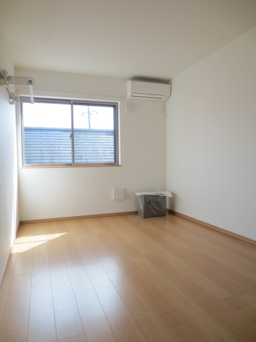 物件内観写真12　(居室)