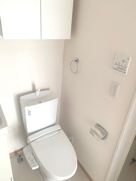 物件内観写真10　(トイレ)