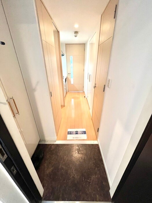 物件内観写真19　(玄関)