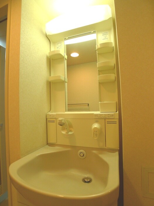 物件内観写真8　(洗面)