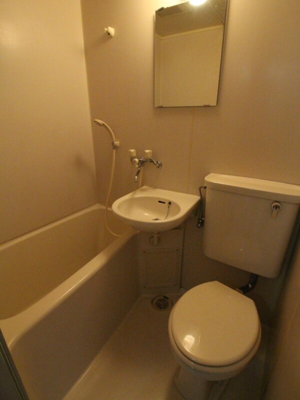 バス／シャワールーム等