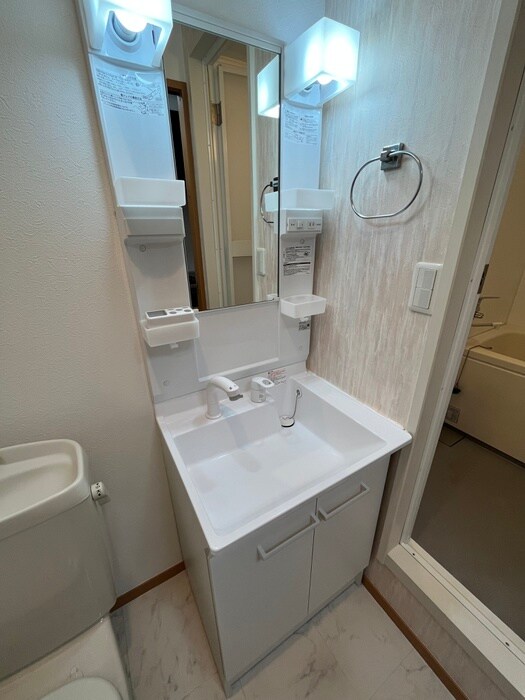 物件内観写真11　(洗面)