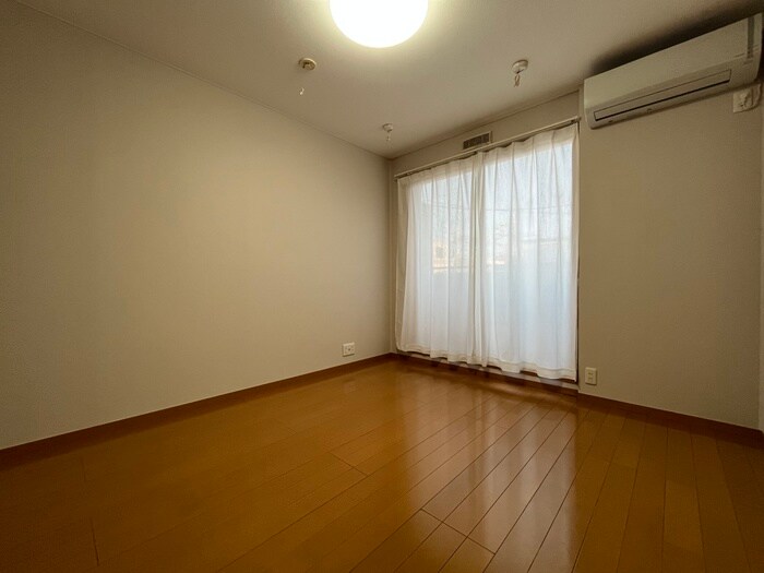 物件内観写真17　(居室)