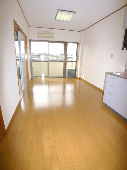 物件内観写真7　(居室)