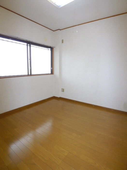 物件内観写真12　(居室)